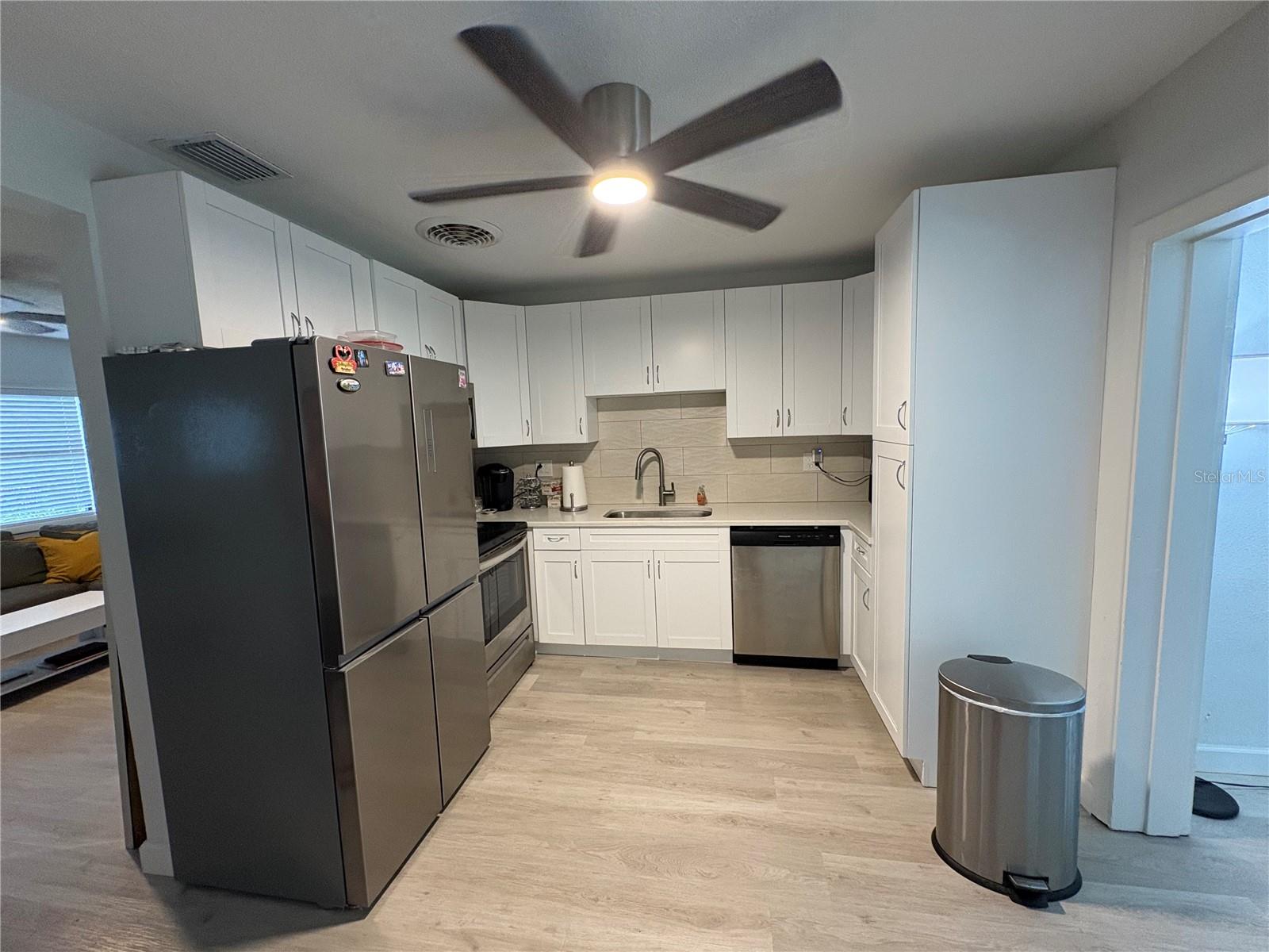 Image 4 of 20 For 3120 Meadow Lake Avenue