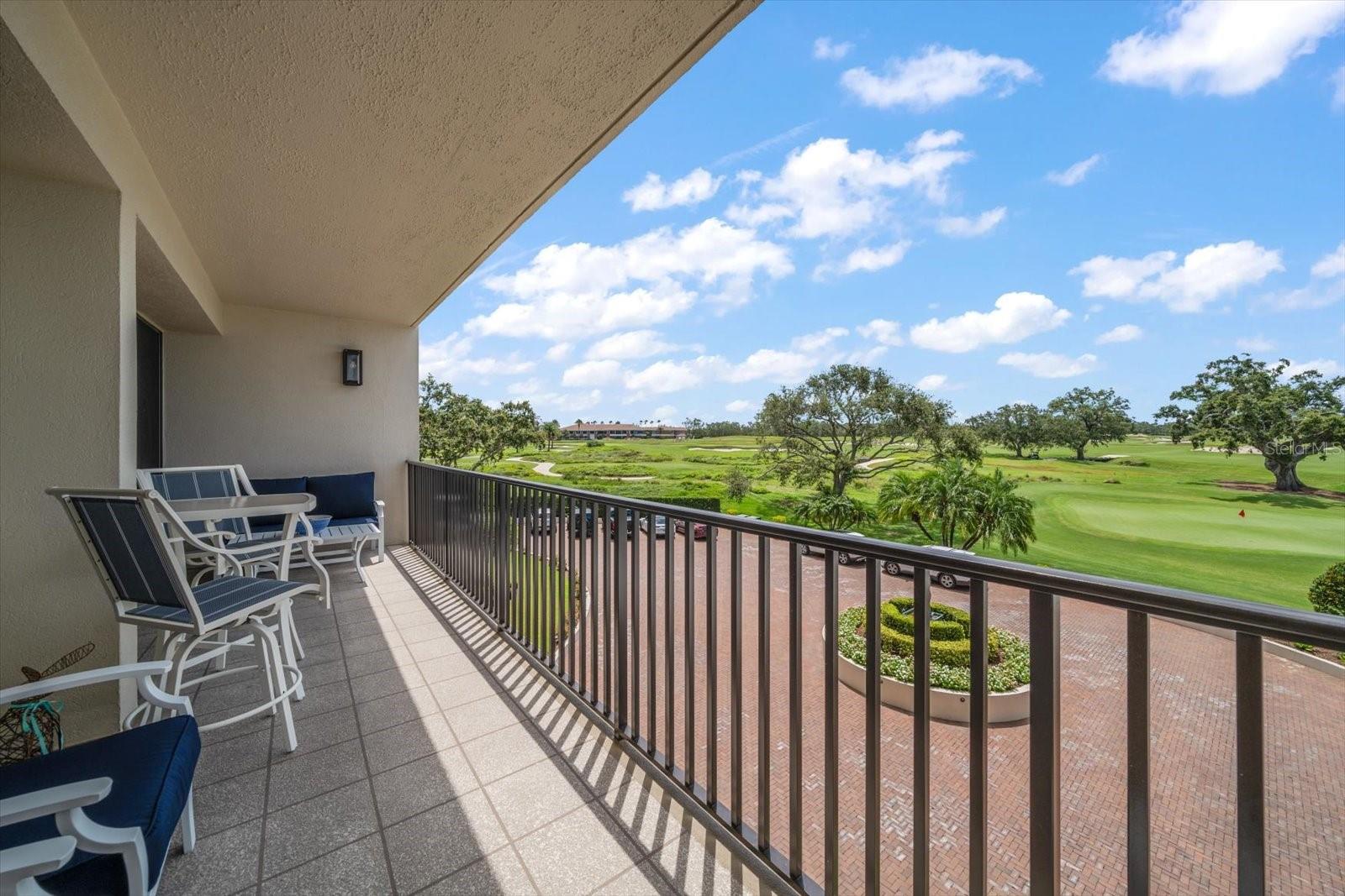 Image 26 of 36 For 4 Belleview Boulevard 305