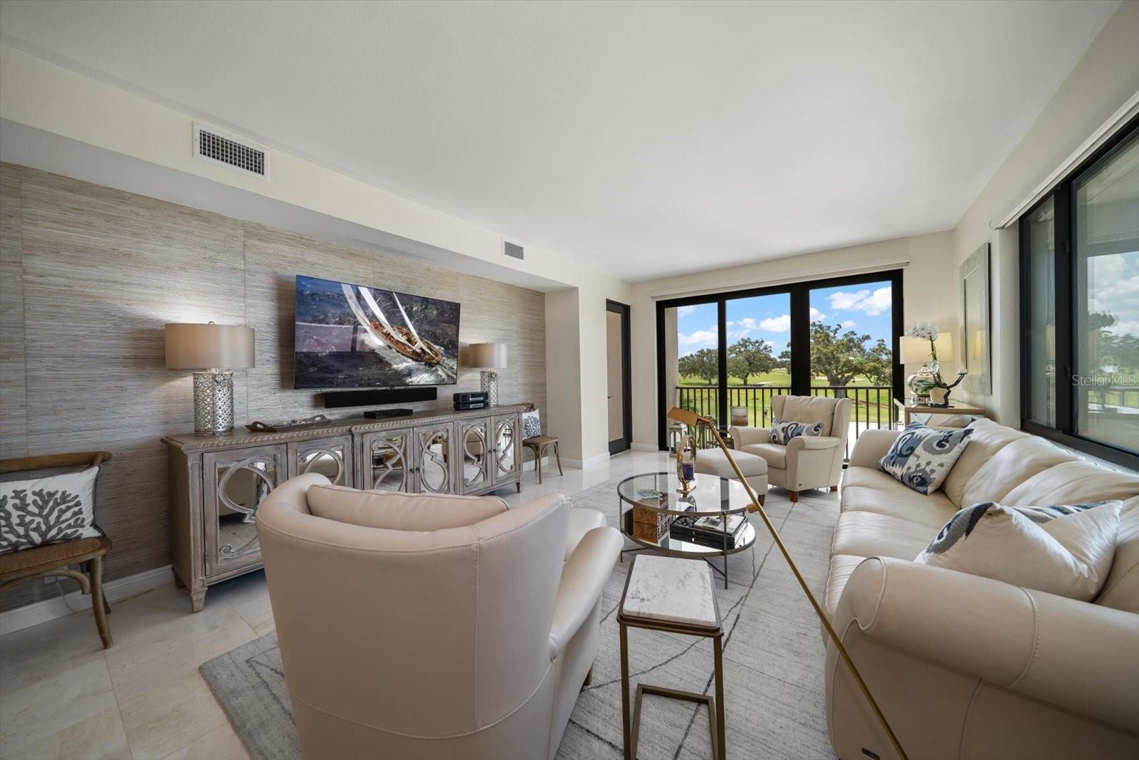 Image 5 of 36 For 4 Belleview Boulevard 305