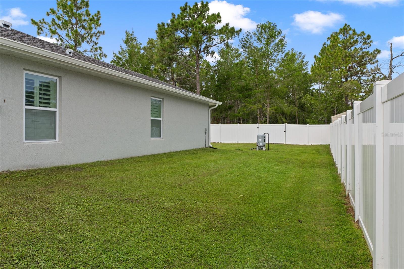 Image 41 of 47 For 15245 Fleetwood Road