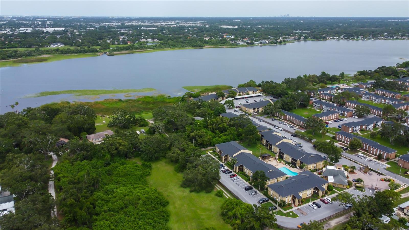 Image 16 of 71 For 12261 Sailwinds Drive 203