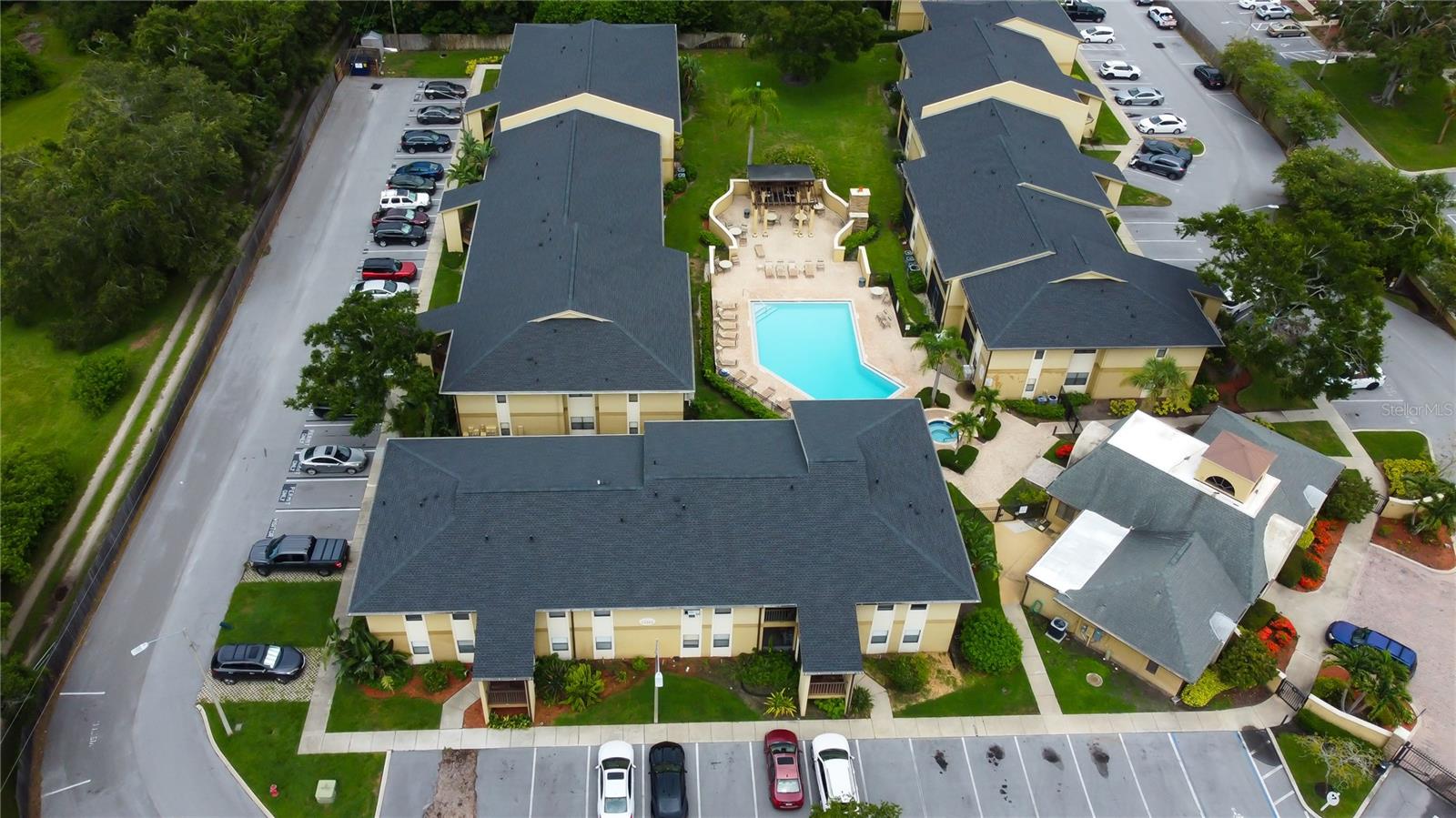 Image 18 of 71 For 12261 Sailwinds Drive 203