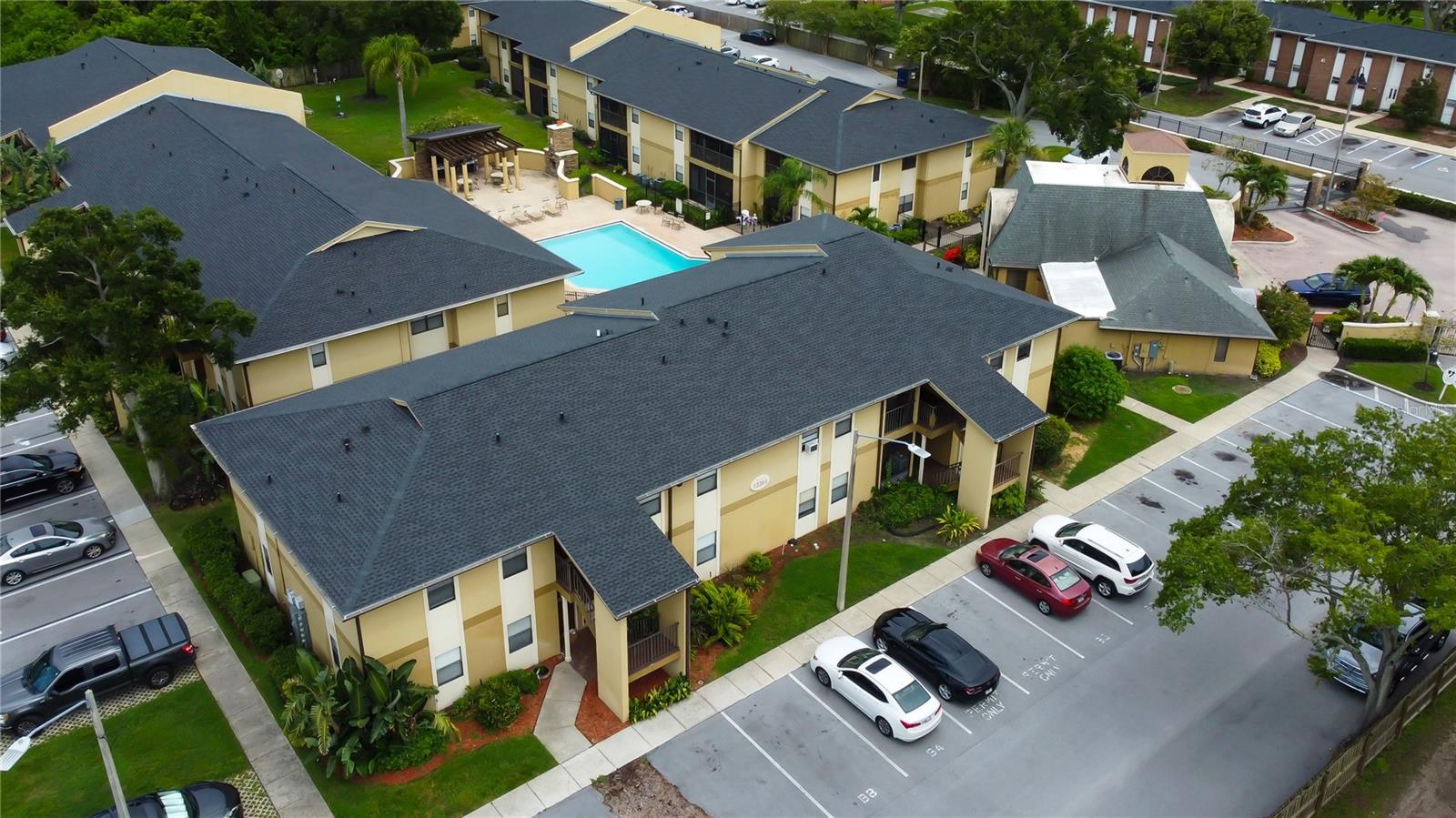Image 3 of 71 For 12261 Sailwinds Drive 203