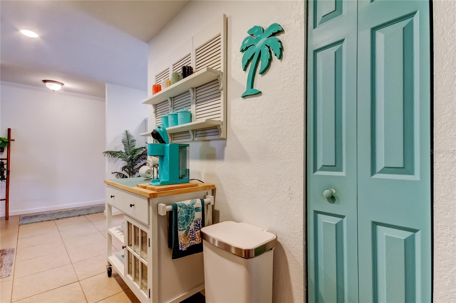 Image 30 of 71 For 12261 Sailwinds Drive 203