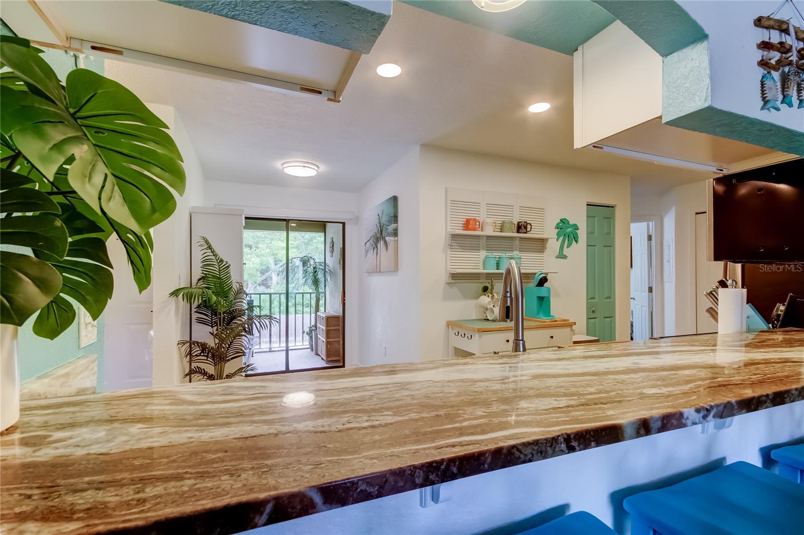 Image 37 of 71 For 12261 Sailwinds Drive 203