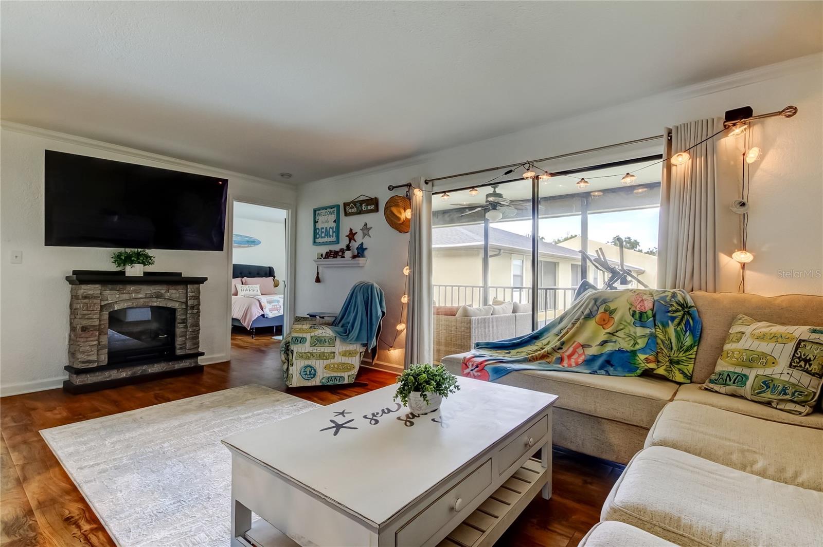 Image 38 of 71 For 12261 Sailwinds Drive 203