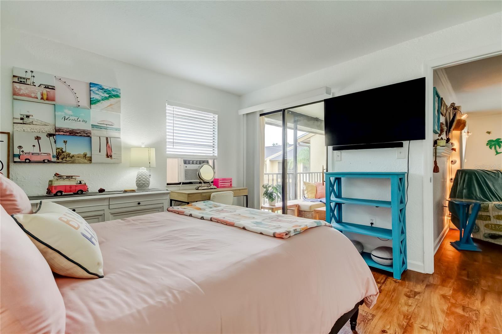 Image 44 of 71 For 12261 Sailwinds Drive 203
