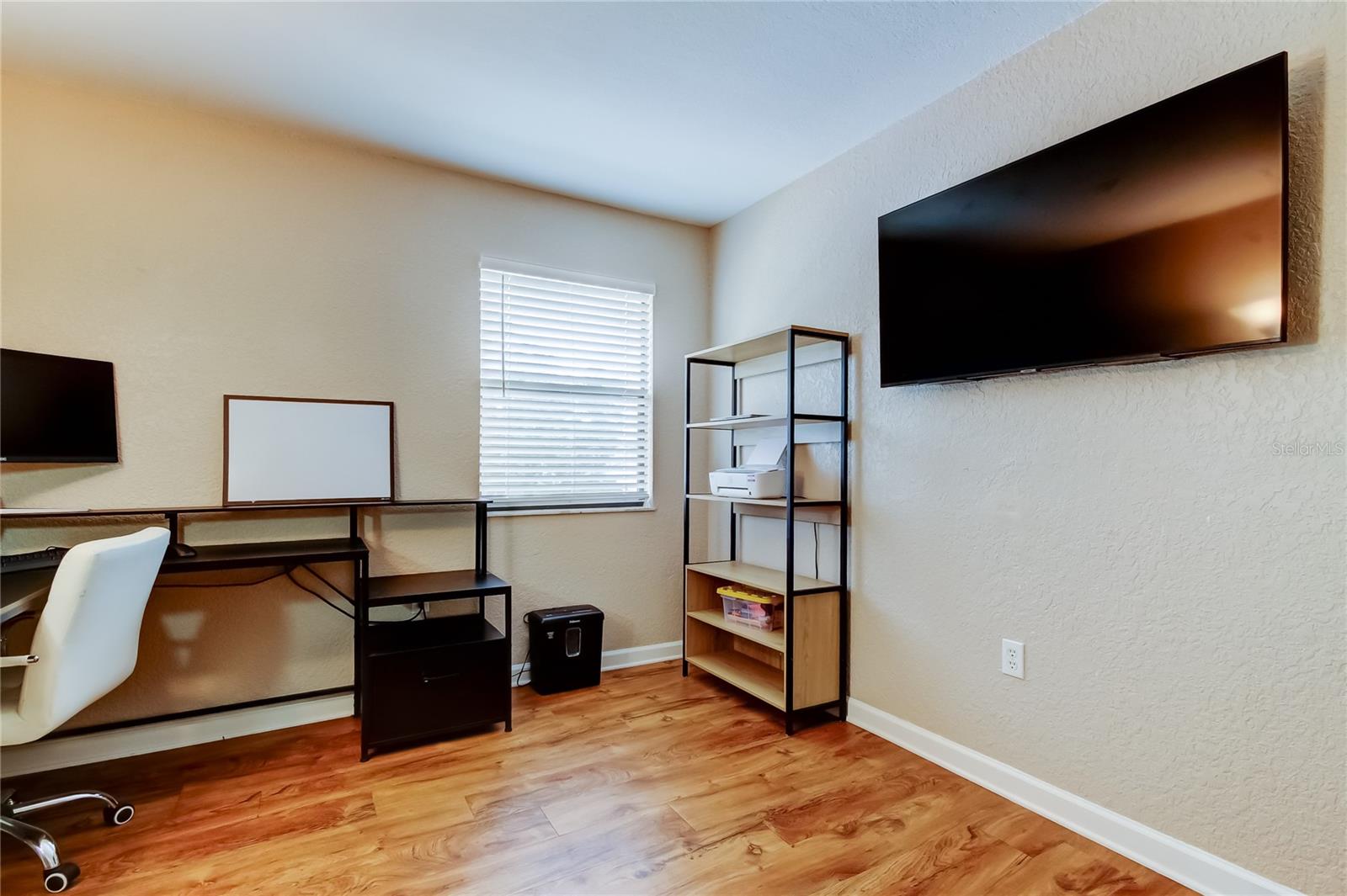 Image 50 of 71 For 12261 Sailwinds Drive 203