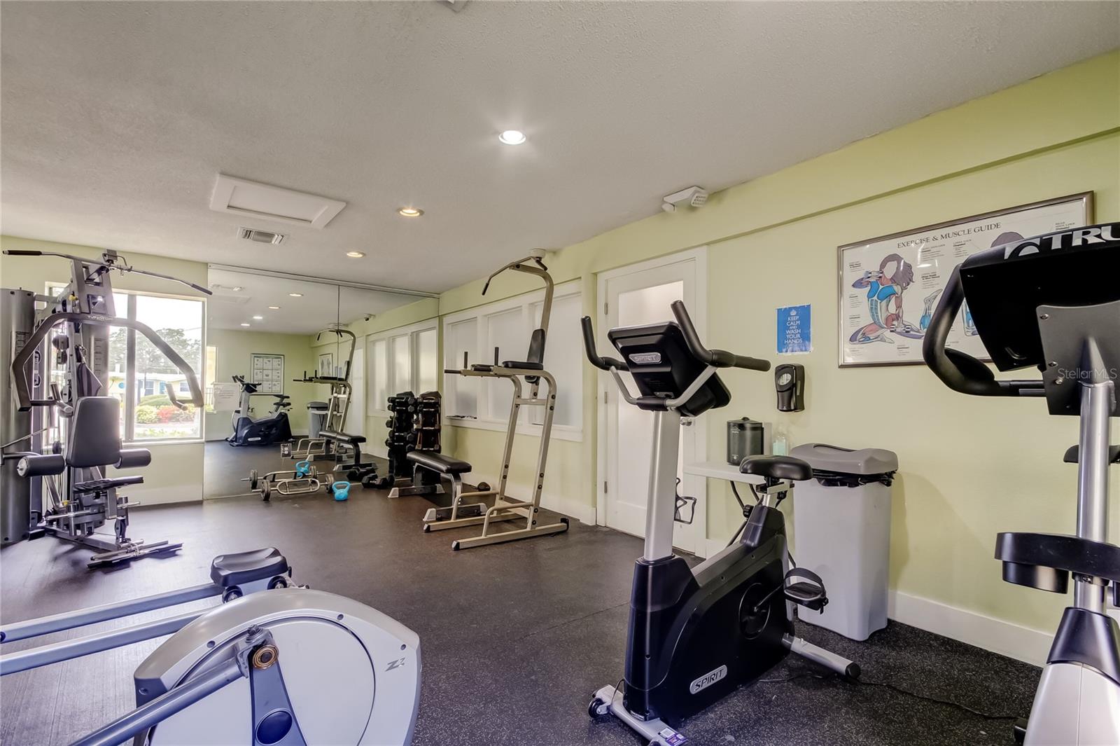 Image 68 of 71 For 12261 Sailwinds Drive 203