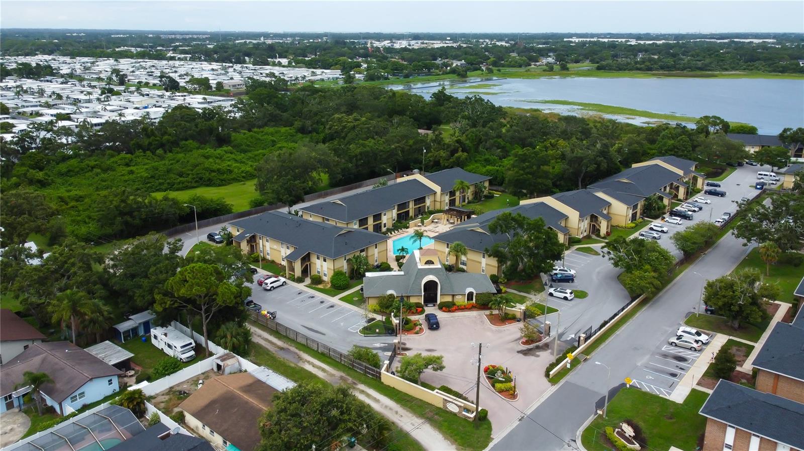 Image 7 of 71 For 12261 Sailwinds Drive 203