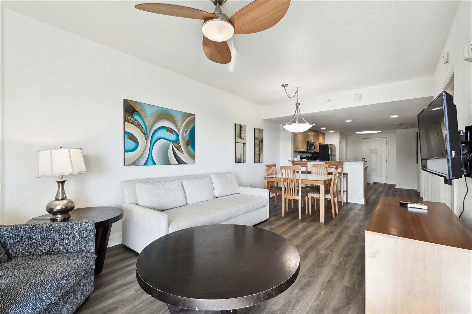 Image 20 of 34 For 11605 Gulf Boulevard 402