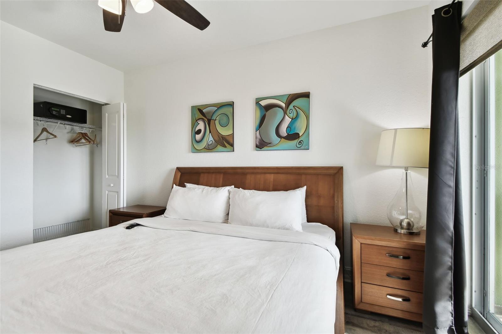 Image 22 of 34 For 11605 Gulf Boulevard 402