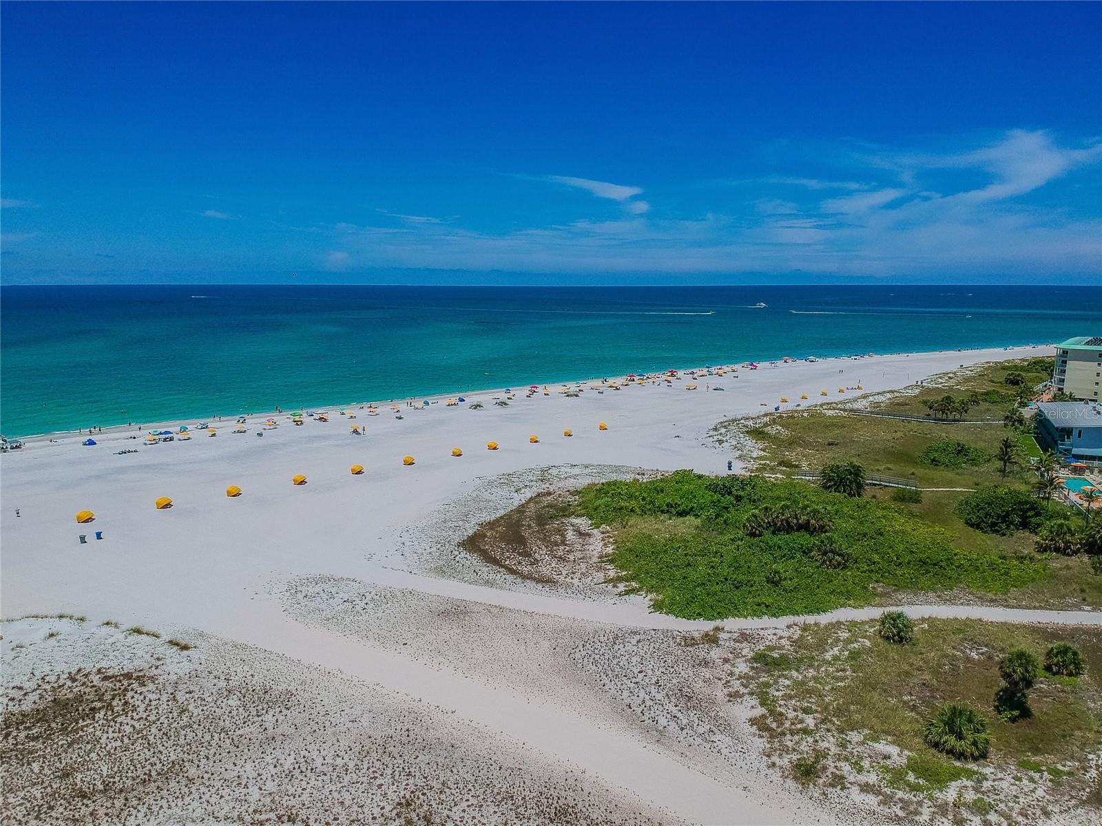 Image 5 of 34 For 11605 Gulf Boulevard 402