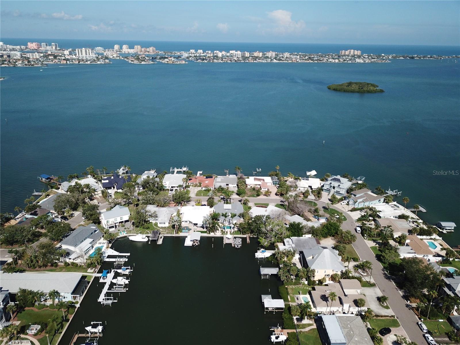 Image 6 of 19 For 1837 Venetian Point Drive