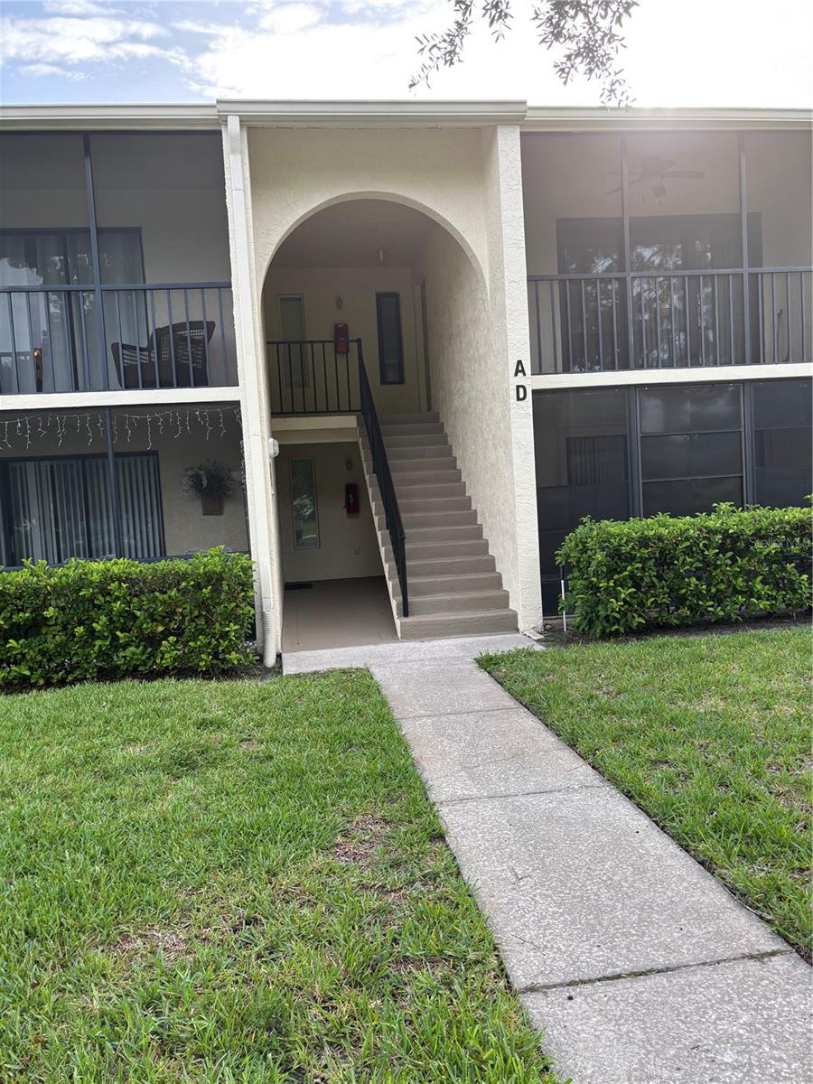 Details for 1400 Pine Glen Lane D2, TARPON SPRINGS, FL 34688