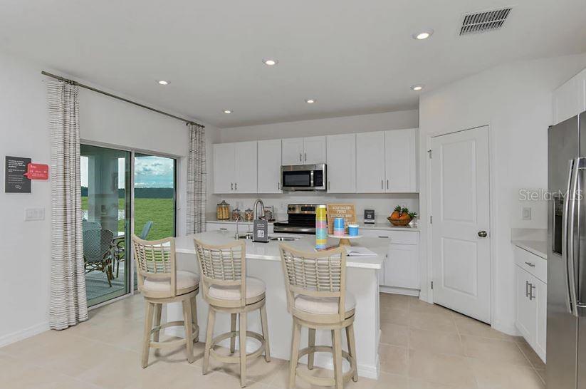 Image 13 of 23 For 2072 Babbling Brook Boulevard