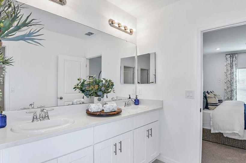 Image 18 of 23 For 2072 Babbling Brook Boulevard
