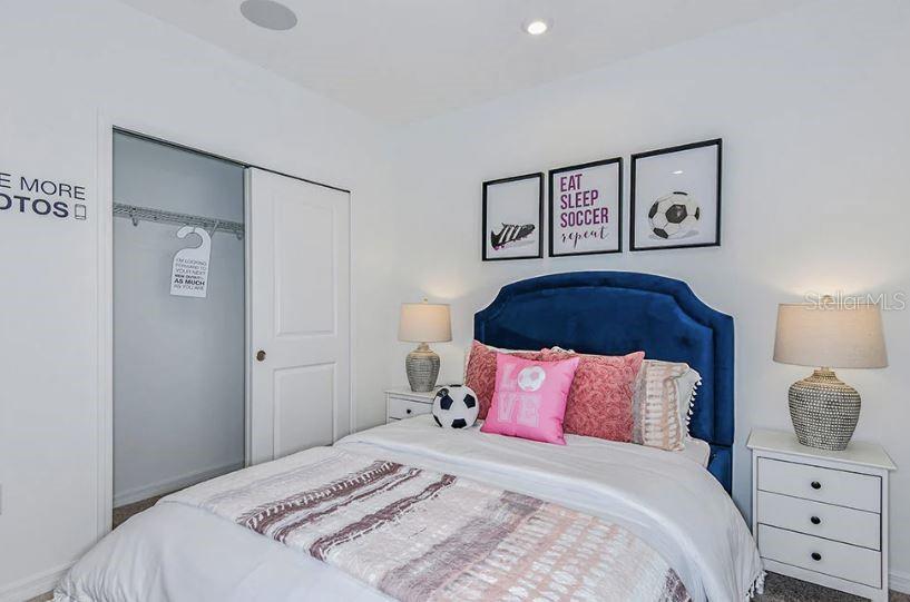 Image 9 of 23 For 2072 Babbling Brook Boulevard