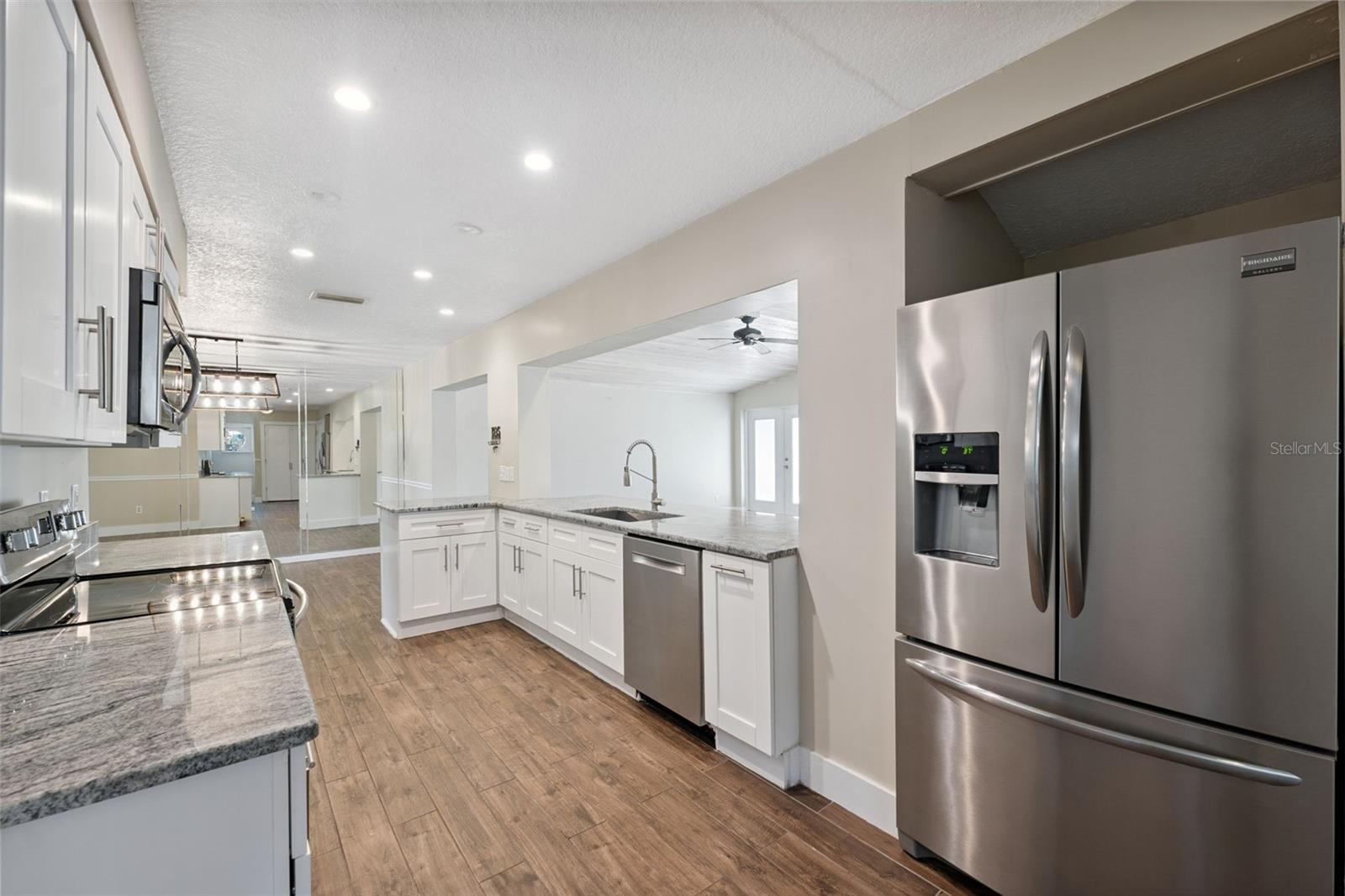 Image 11 of 46 For 8306 Gomez Avenue