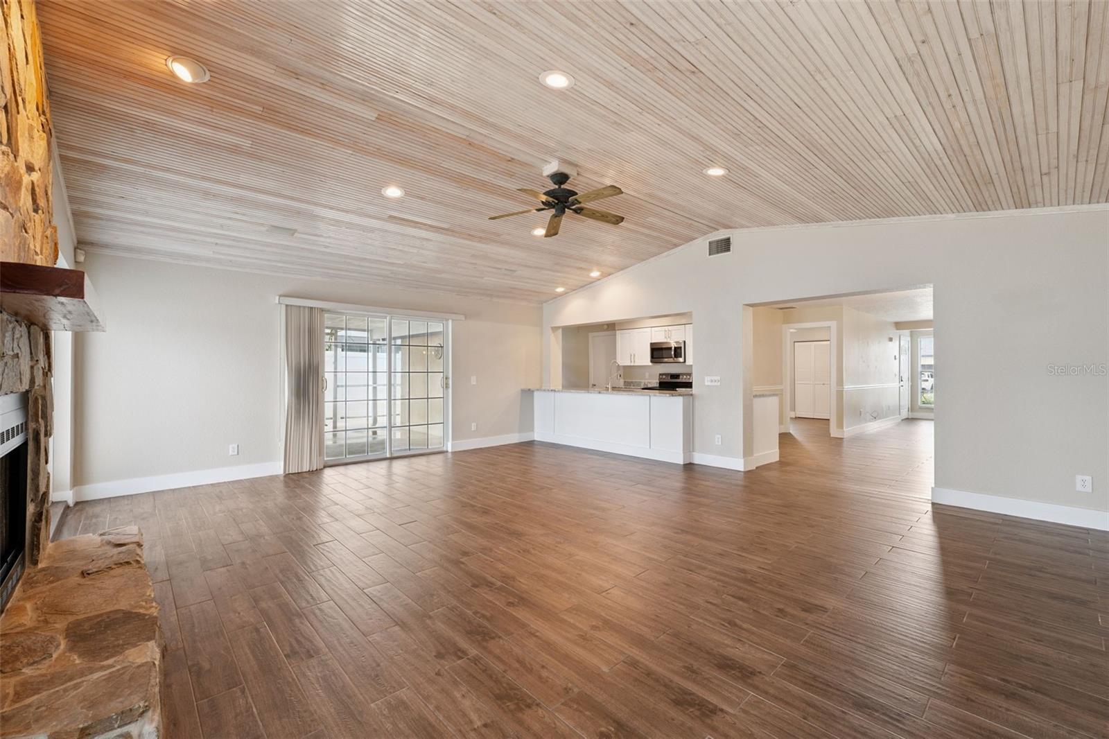 Image 14 of 46 For 8306 Gomez Avenue
