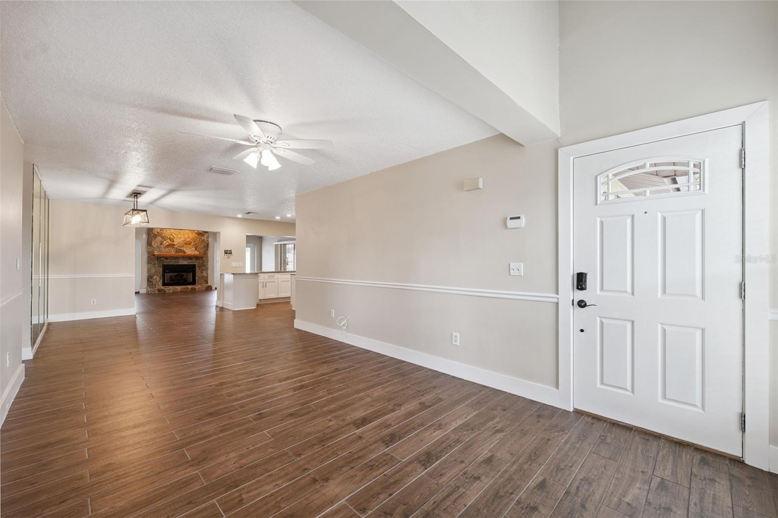 Image 5 of 46 For 8306 Gomez Avenue