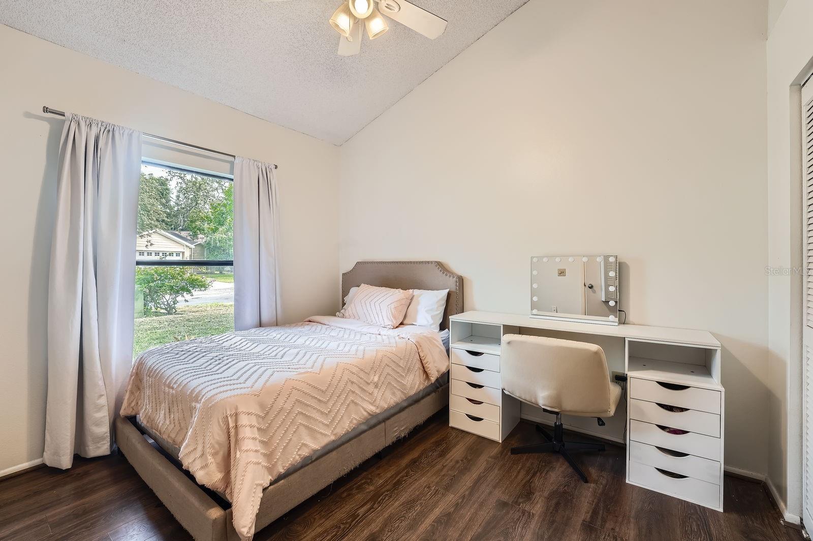 Image 19 of 31 For 10845 Kenmore Drive