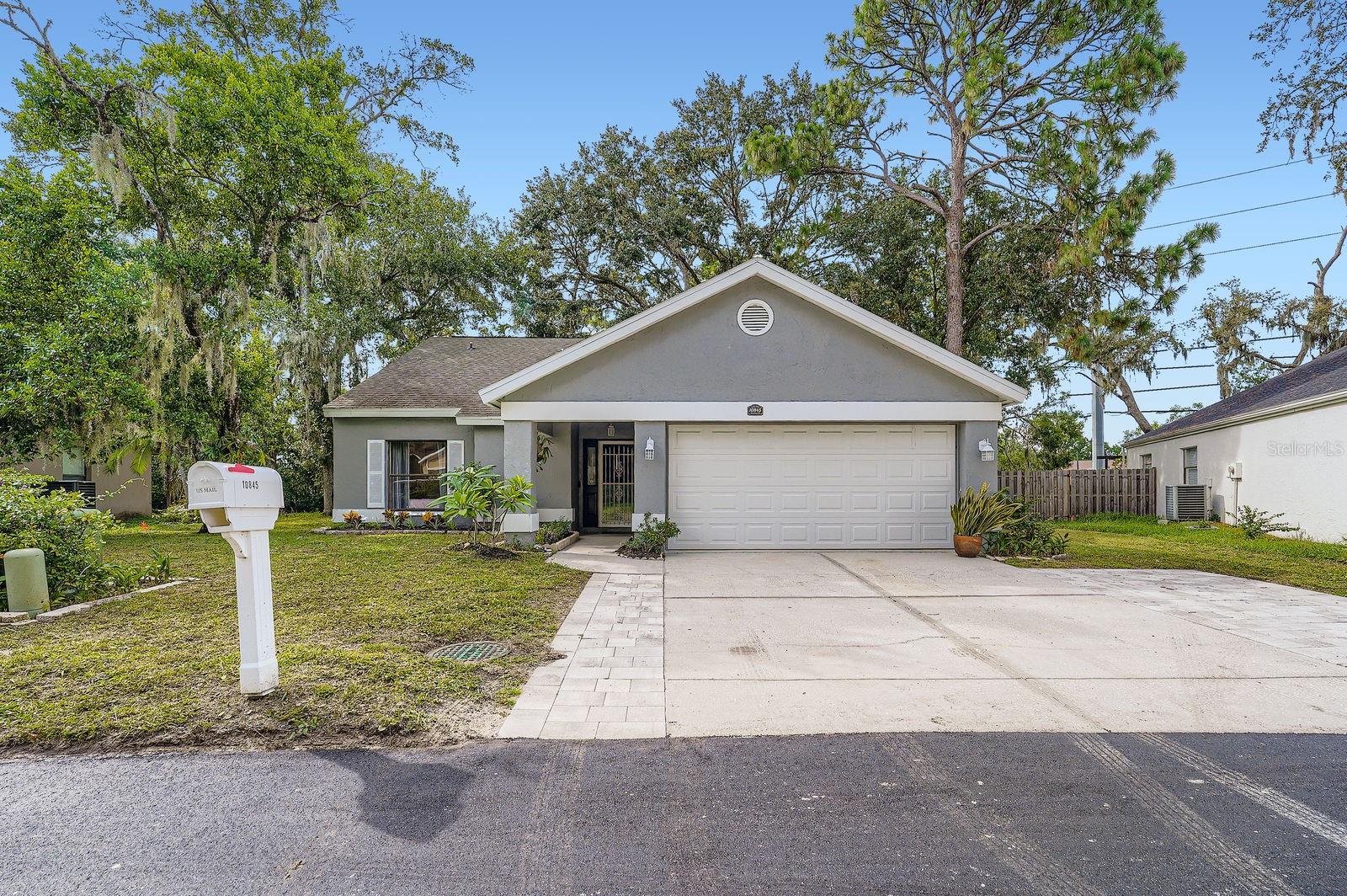 Image 3 of 31 For 10845 Kenmore Drive