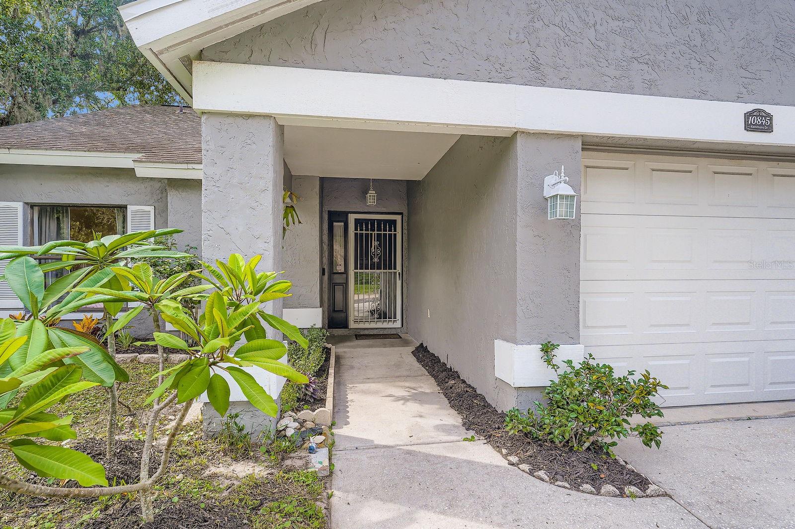 Image 5 of 31 For 10845 Kenmore Drive