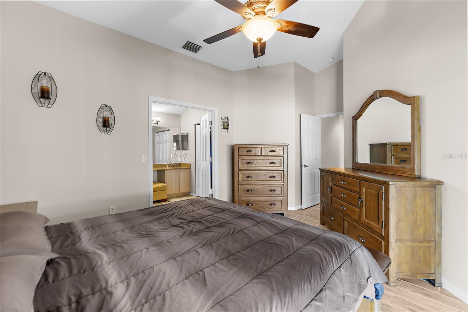 Image 17 of 46 For 4511 Preston Woods Drive