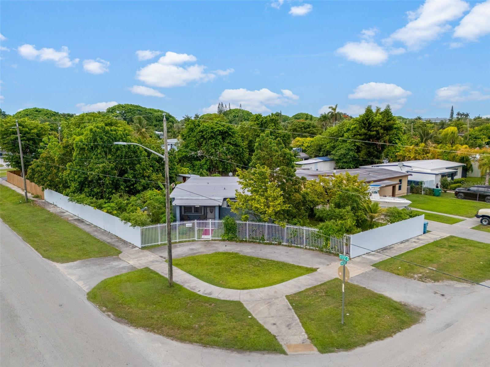 Details for 601 12th Street, HOMESTEAD, FL 33030