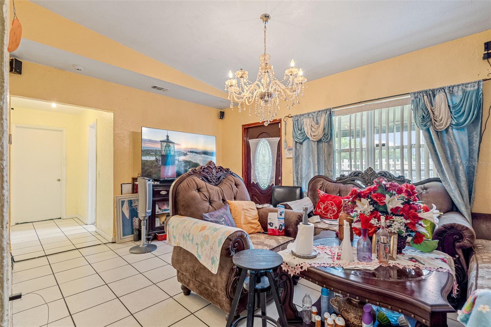 Image 11 of 39 For 601 12th Street
