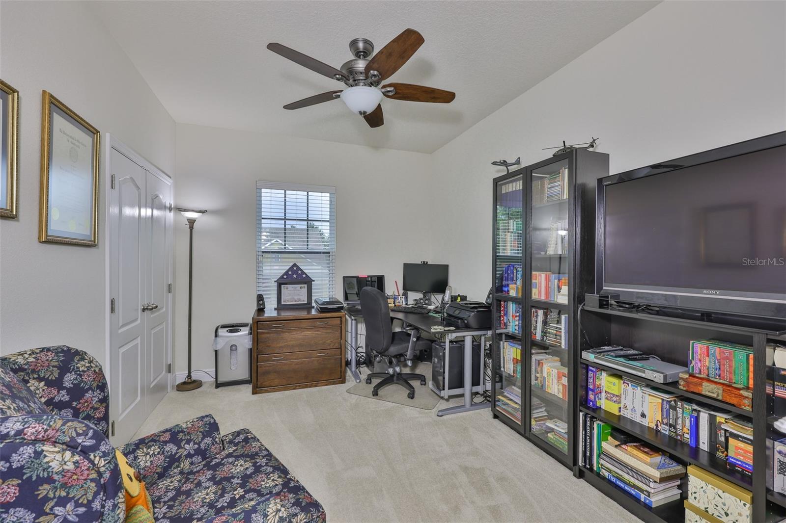 Listing photo id 17 for 7703 West Shore Boulevard