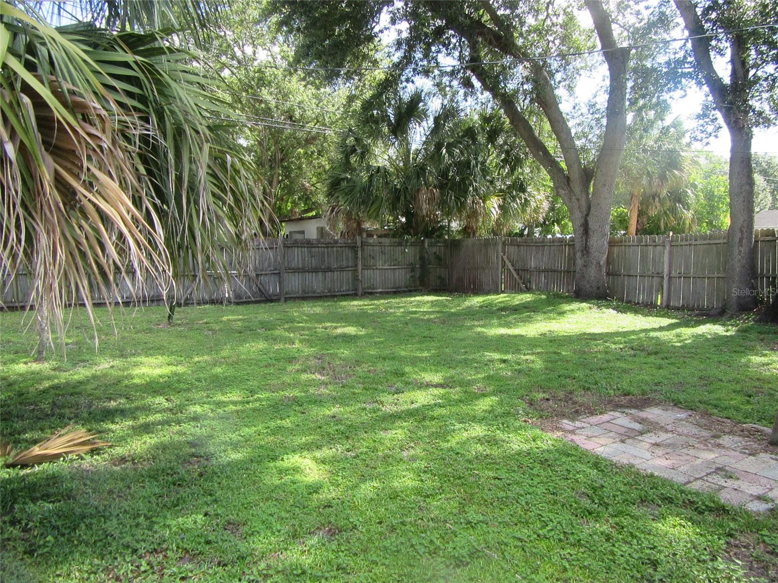Image 13 of 14 For 751 52nd Avenue N
