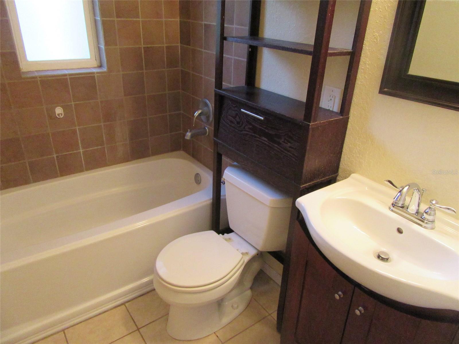 Image 6 of 14 For 751 52nd Avenue N