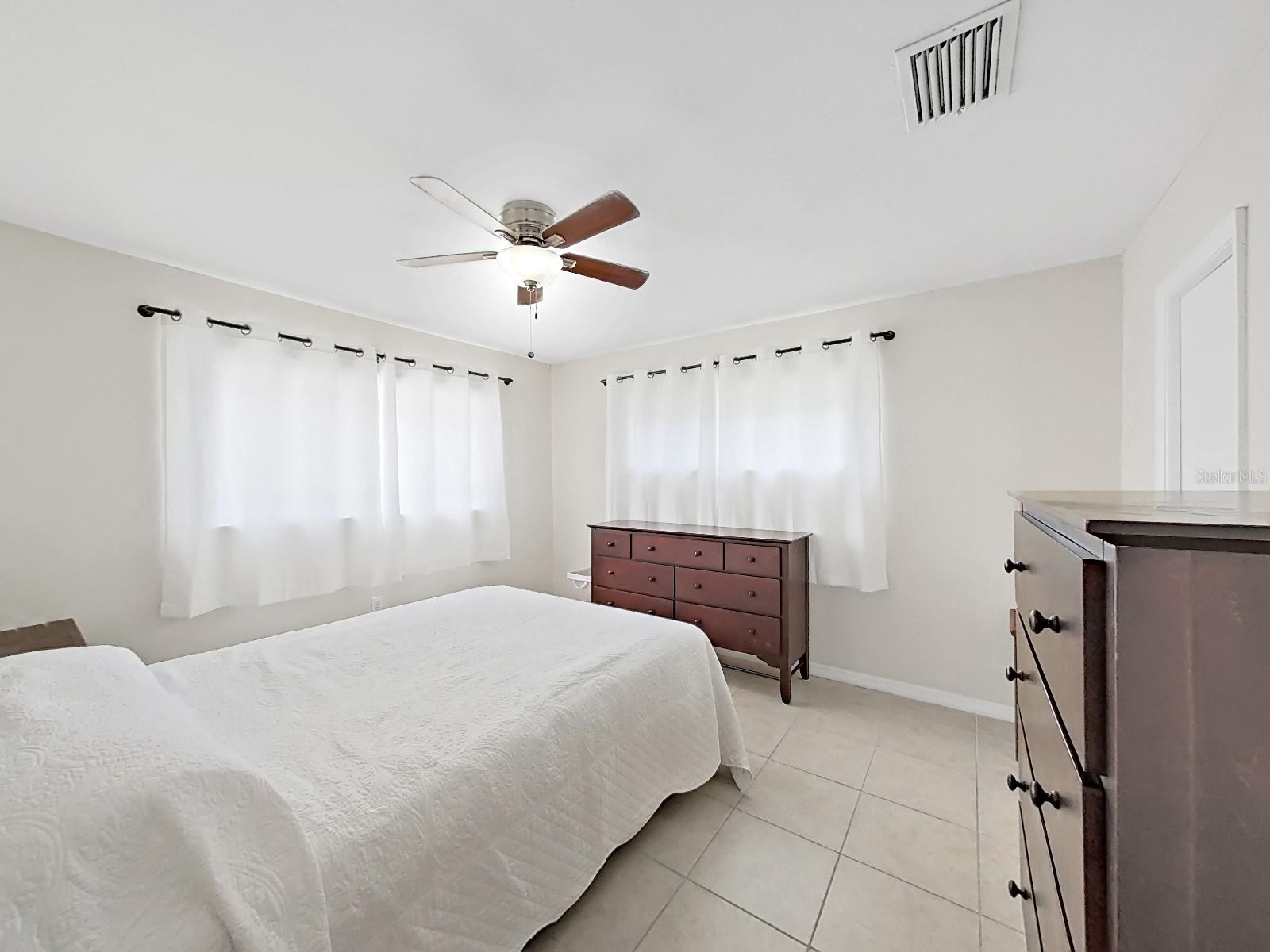 Image 13 of 34 For 9413 Forest Hills Drive
