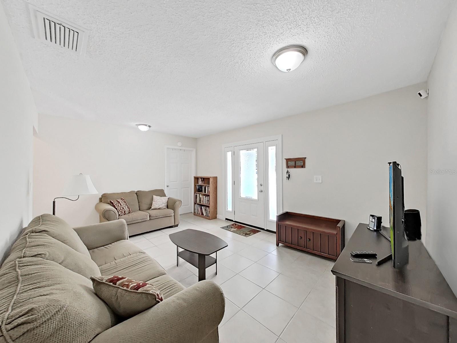 Image 6 of 34 For 9413 Forest Hills Drive