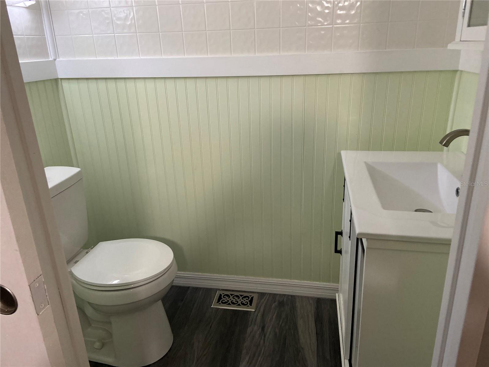 Image 12 of 17 For 7901 40th Avenue N 24