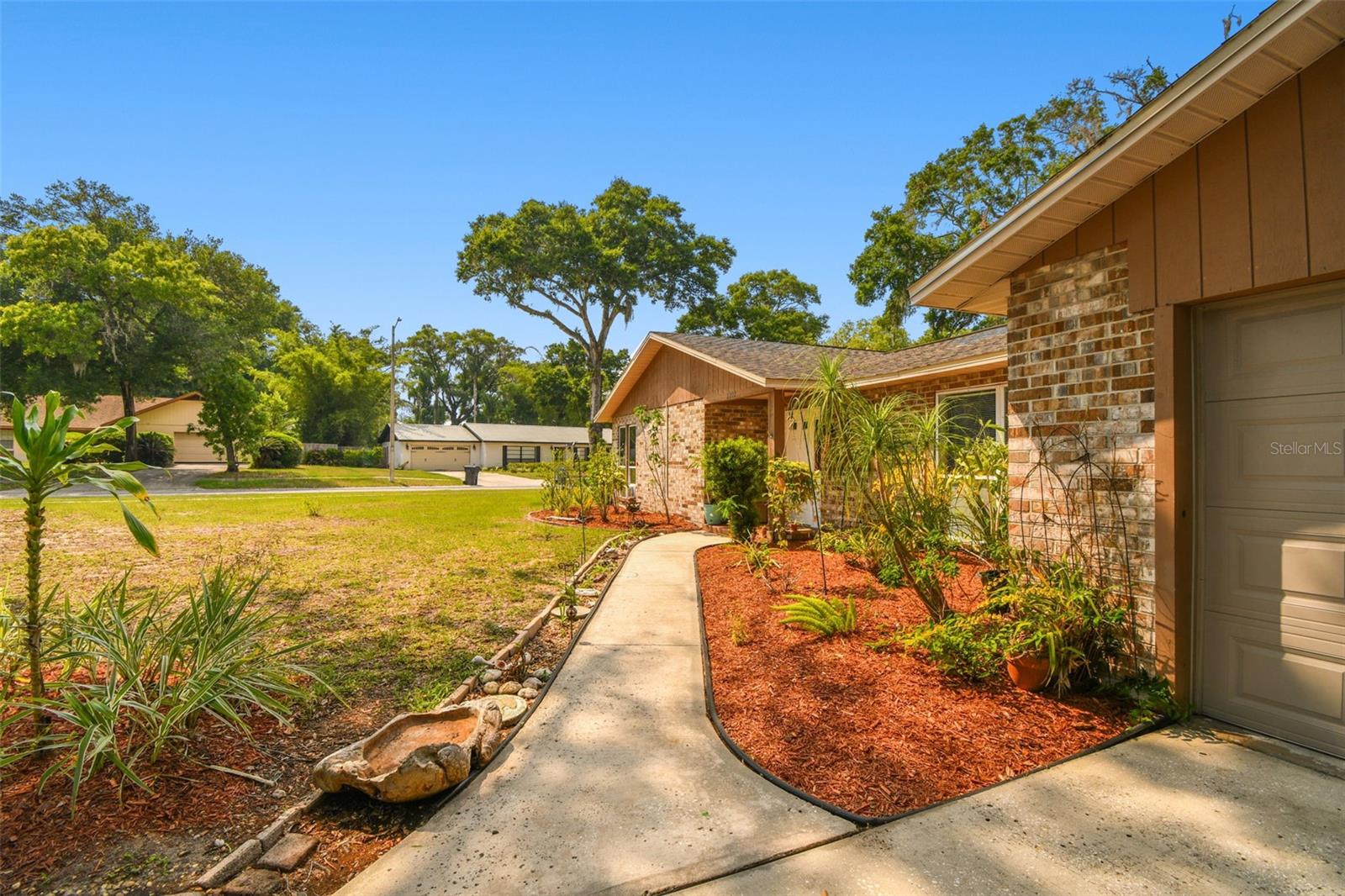 Image 3 of 63 For 2222 Arch Mcdonald Drive
