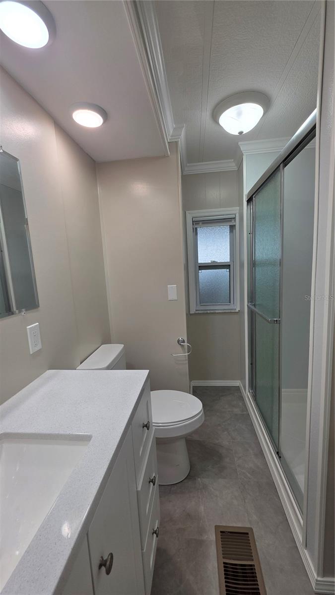 Image 21 of 47 For 36801 Camelia Court