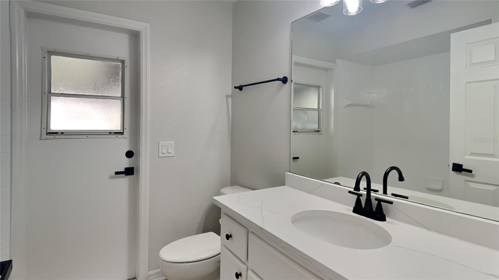 Image 16 of 21 For 23344 Van Buren Avenue