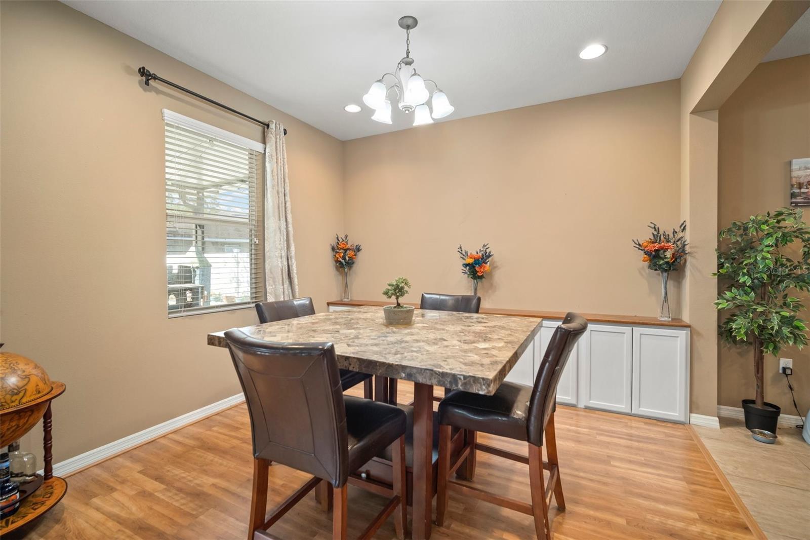 Image 18 of 37 For 8607 Tidal Breeze Drive