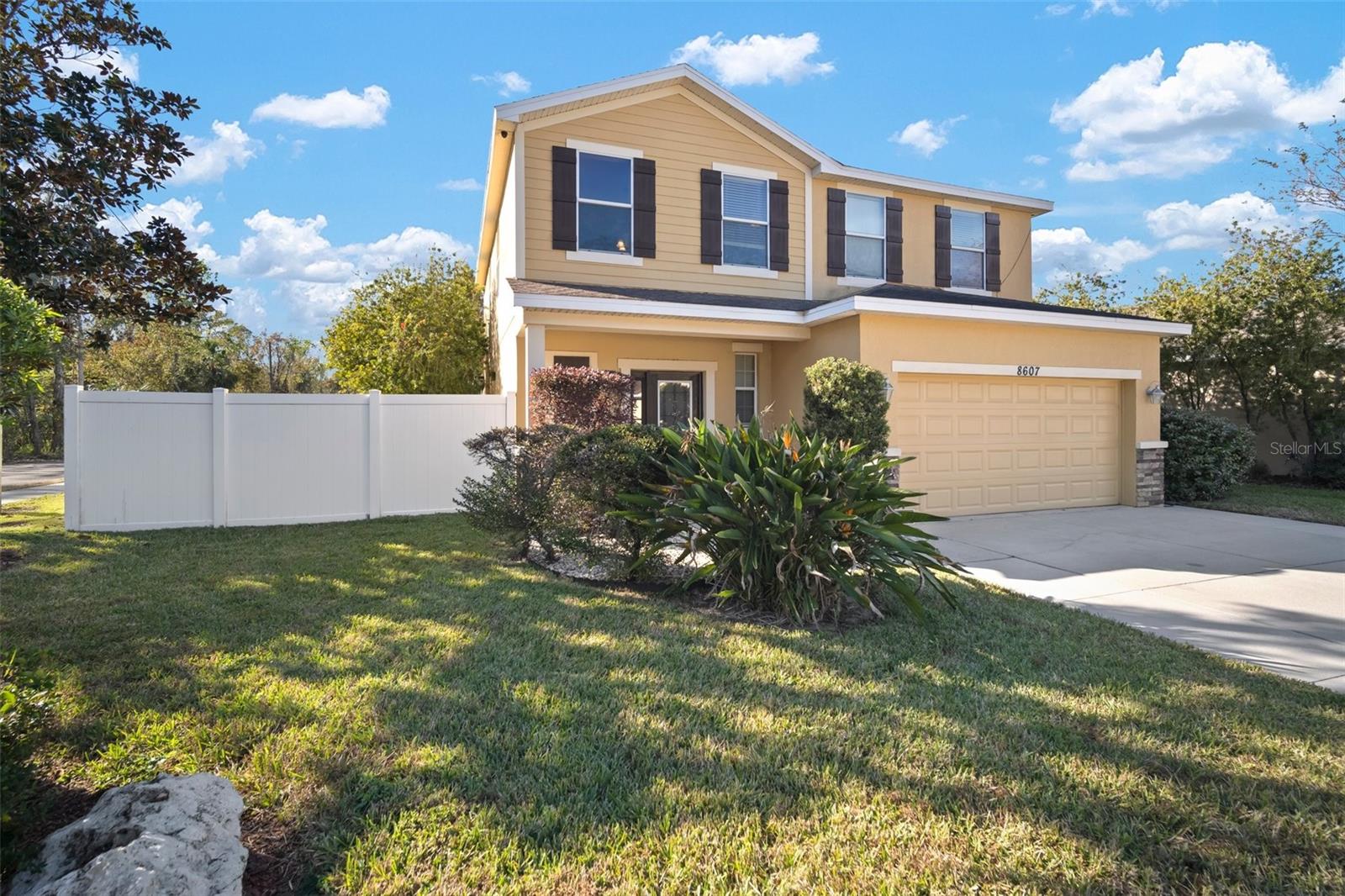 Image 2 of 37 For 8607 Tidal Breeze Drive
