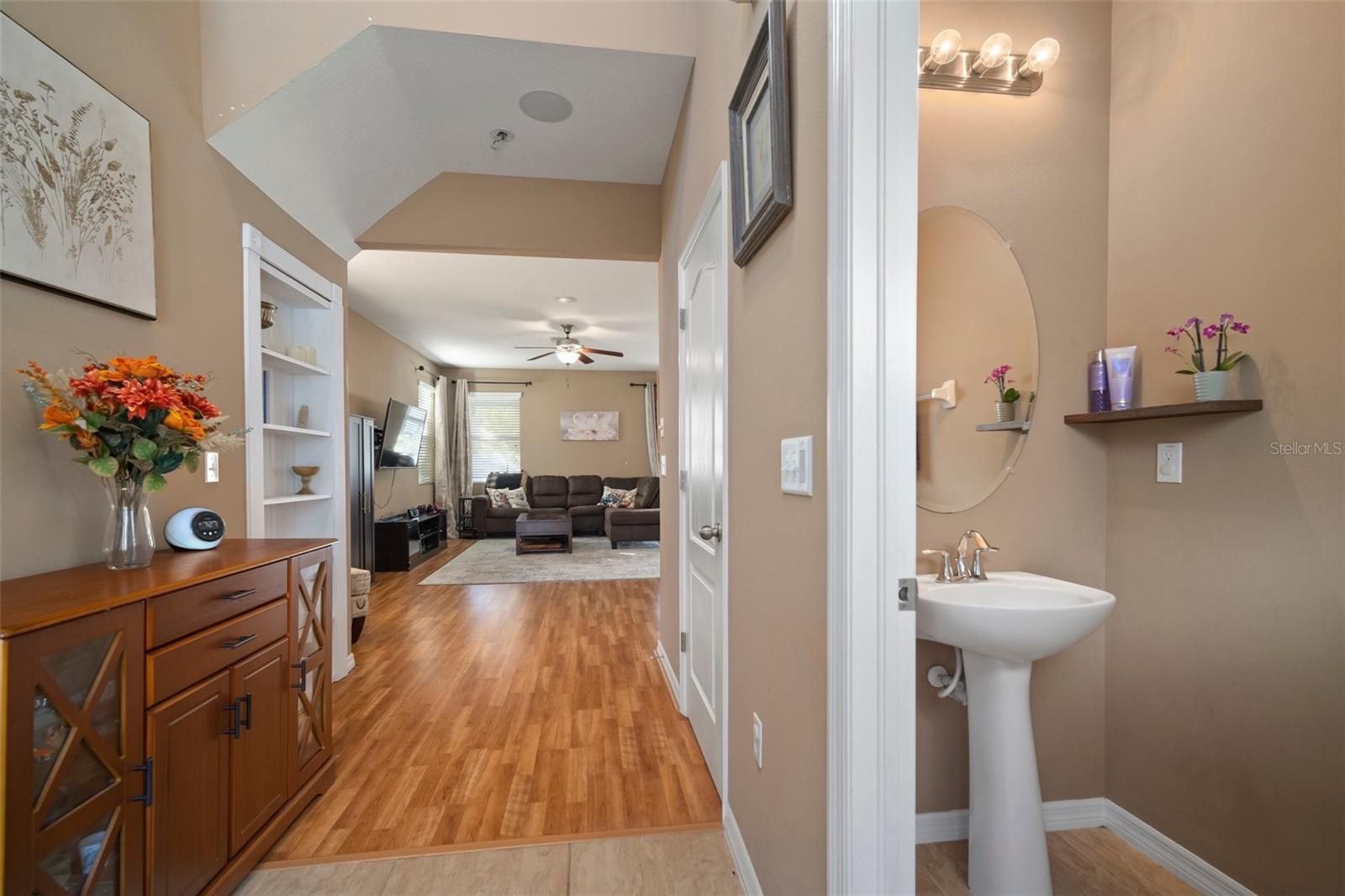 Image 7 of 37 For 8607 Tidal Breeze Drive