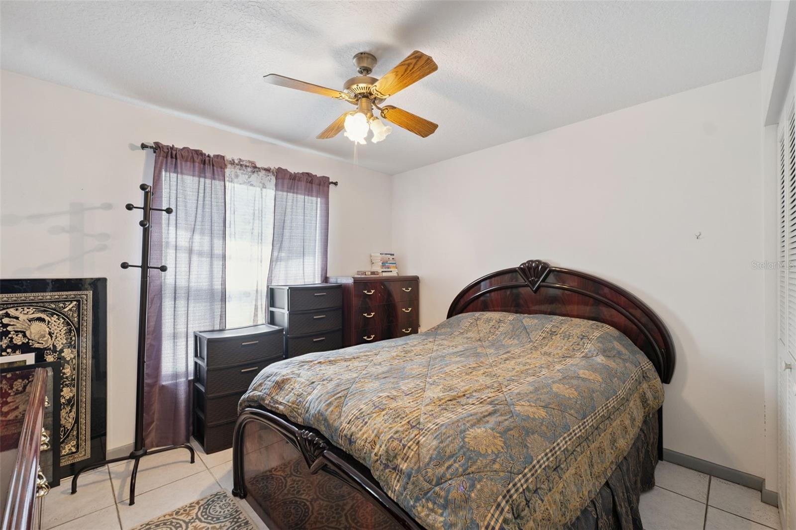 Image 22 of 42 For 6209 Harold Avenue
