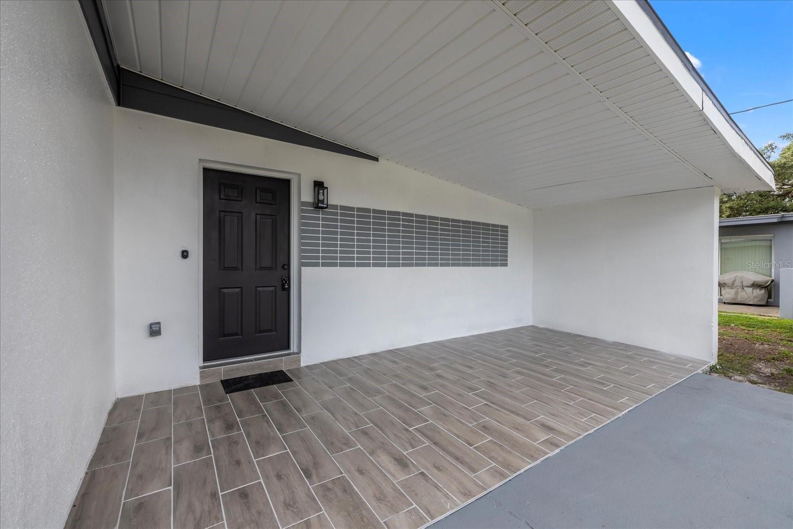 Image 5 of 26 For 4020 Falkenburg Road