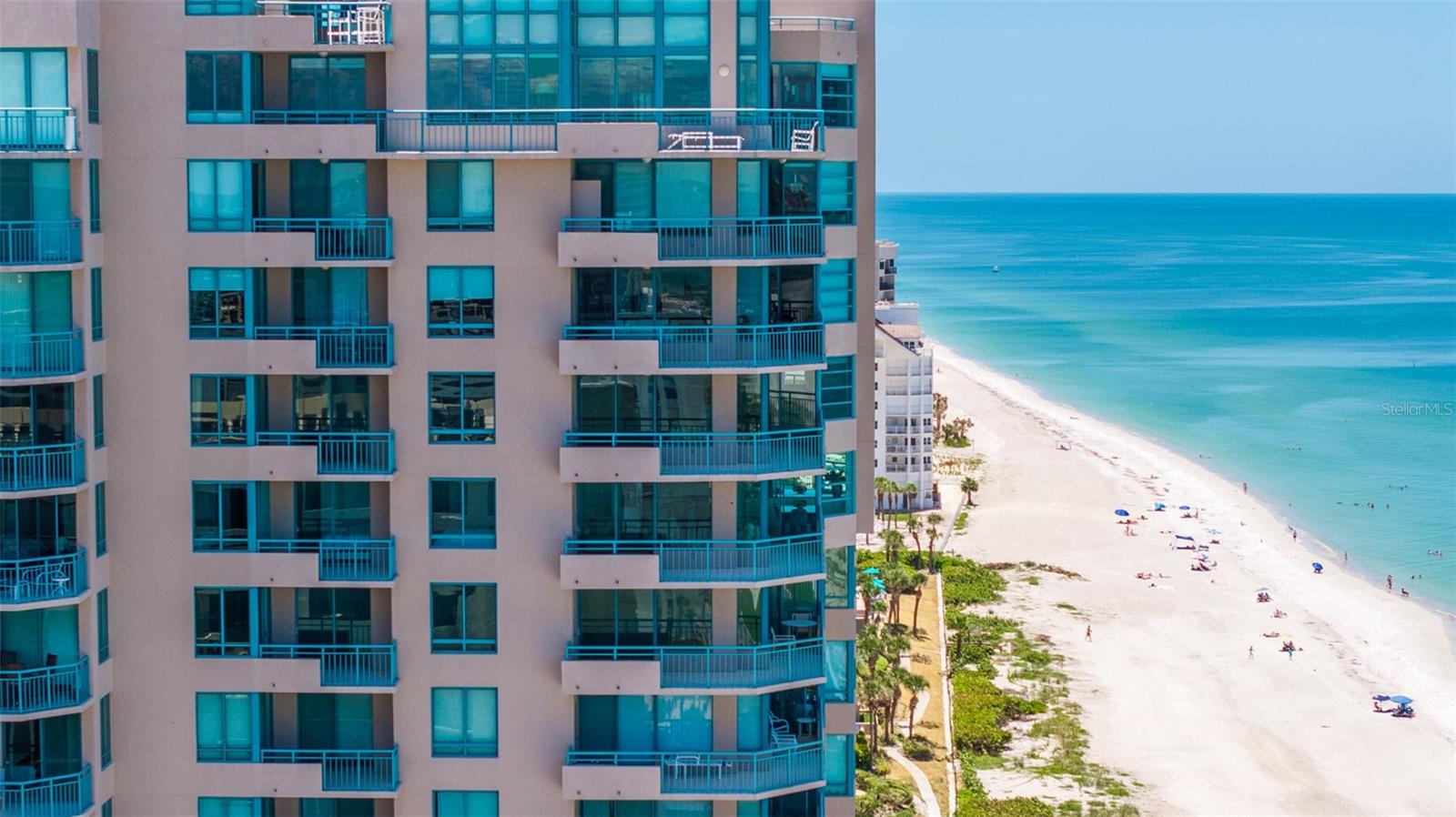 Image 11 of 81 For 1520 Gulf Boulevard 1502