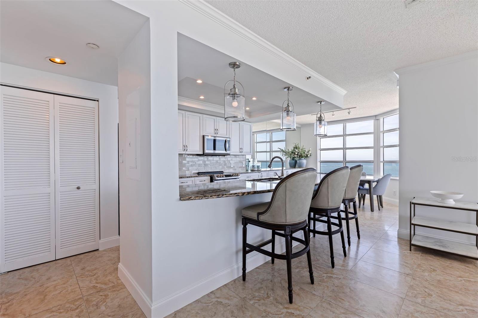 Image 14 of 81 For 1520 Gulf Boulevard 1502