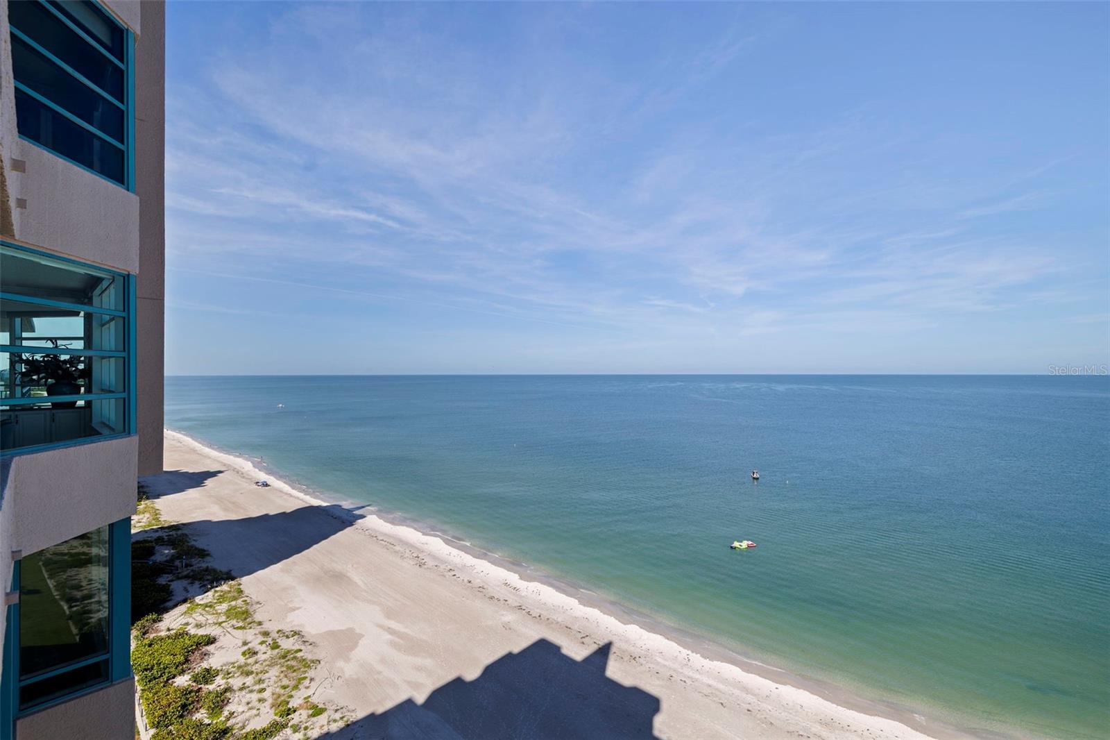 Image 24 of 81 For 1520 Gulf Boulevard 1502