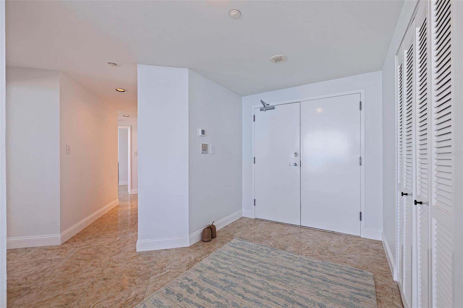 Image 25 of 81 For 1520 Gulf Boulevard 1502