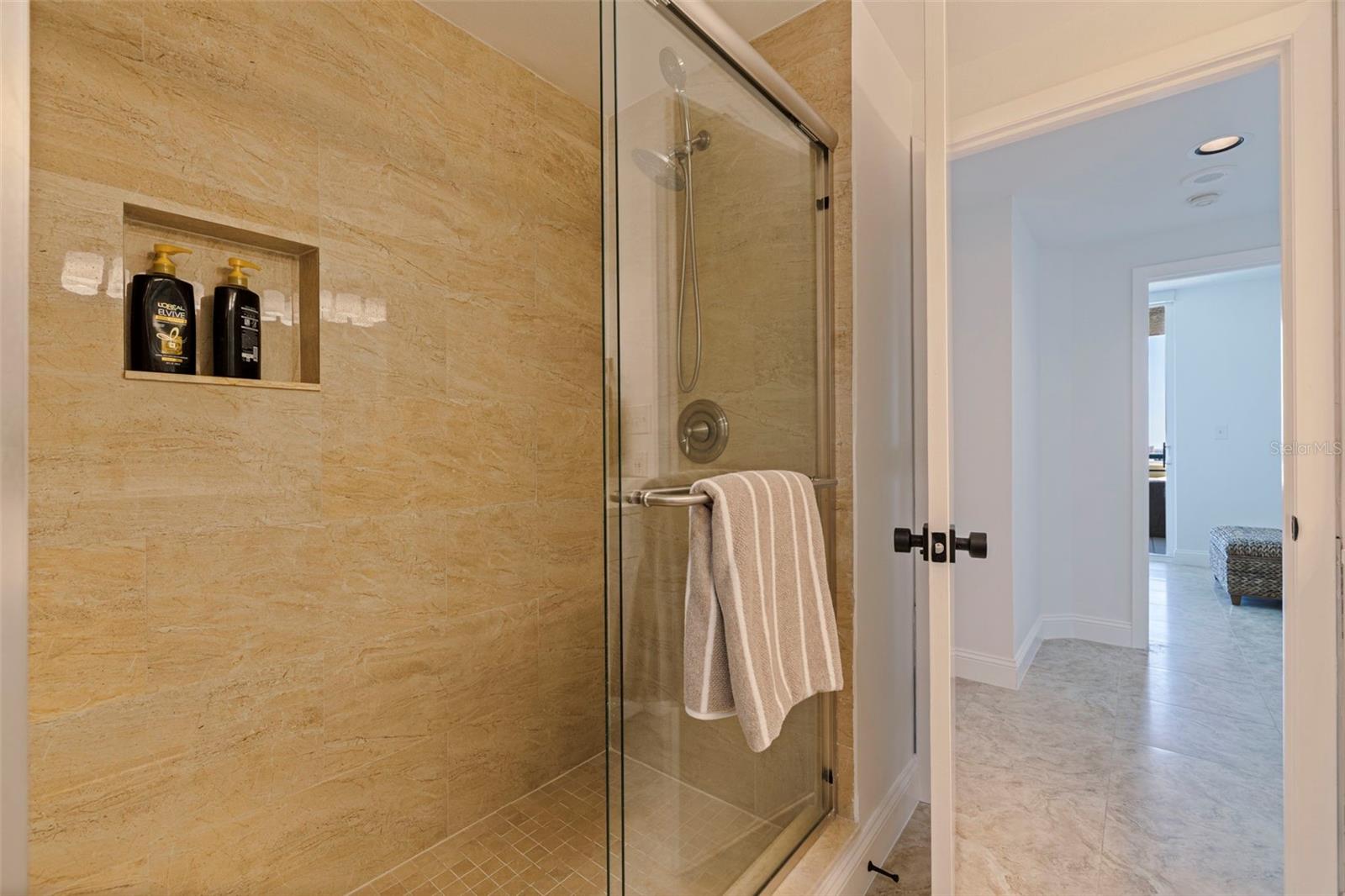 Image 38 of 81 For 1520 Gulf Boulevard 1502